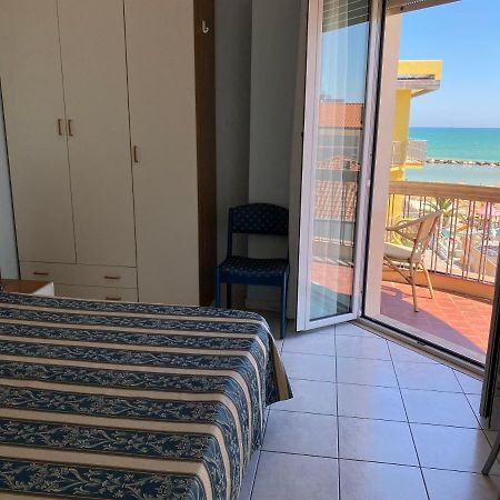 Hotel Acapulco Viserbella di Rimini 외부 사진