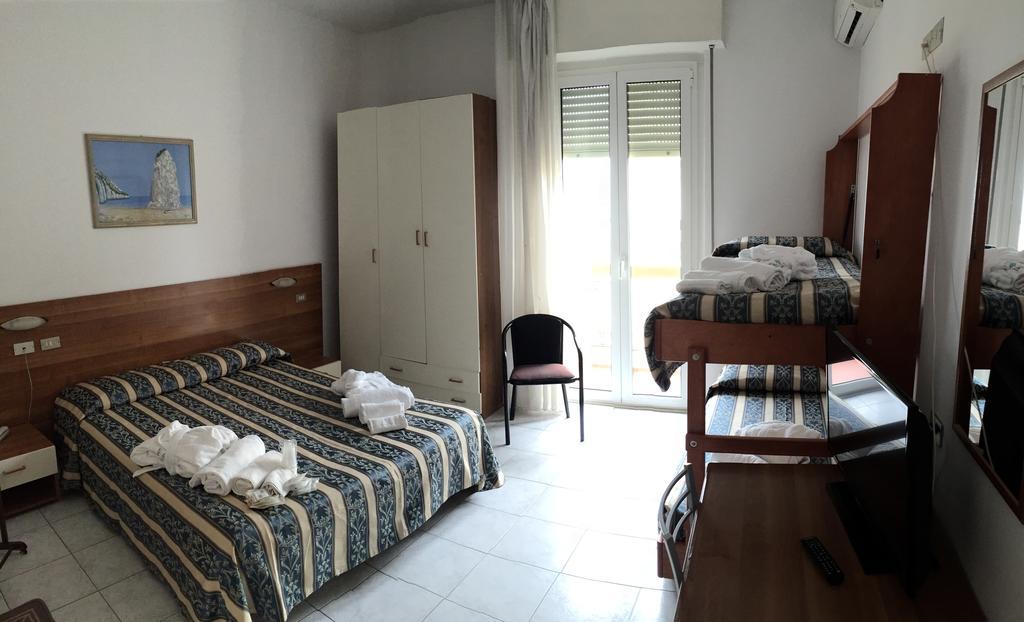 Hotel Acapulco Viserbella di Rimini 외부 사진