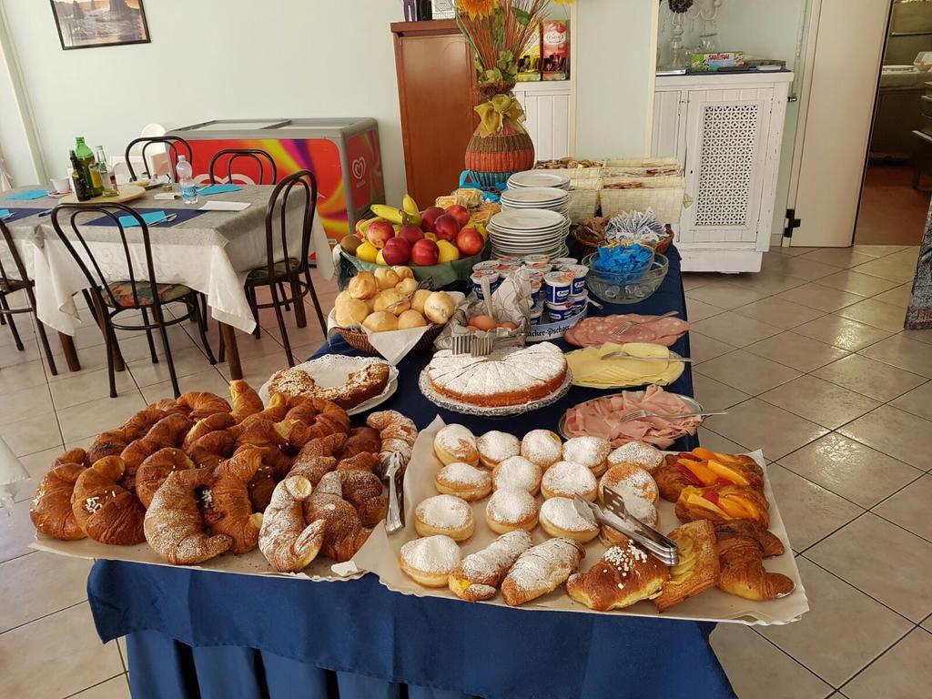 Hotel Acapulco Viserbella di Rimini 외부 사진