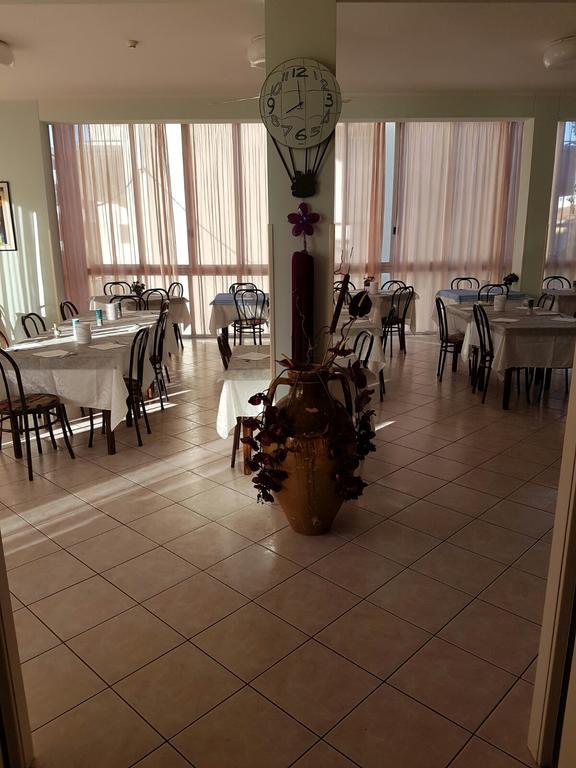 Hotel Acapulco Viserbella di Rimini 외부 사진