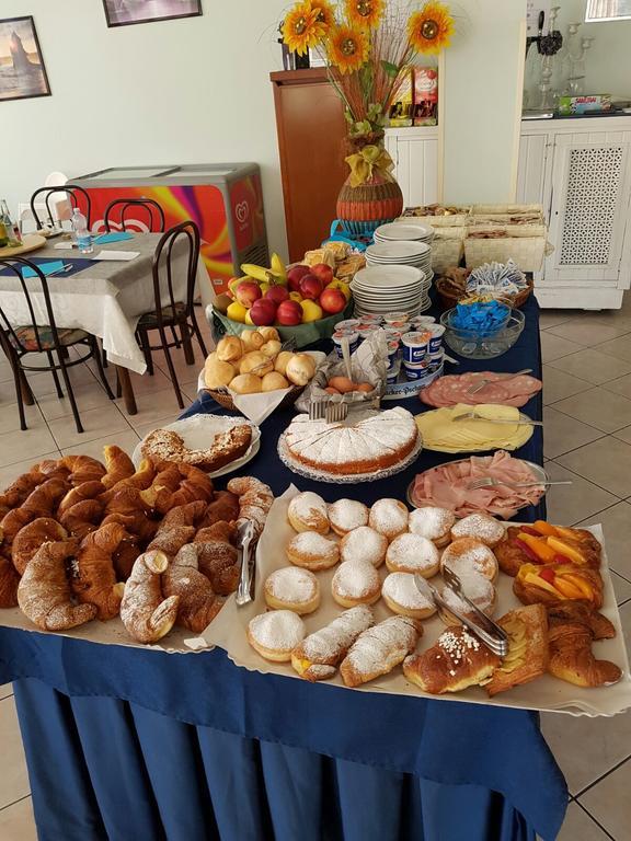 Hotel Acapulco Viserbella di Rimini 외부 사진
