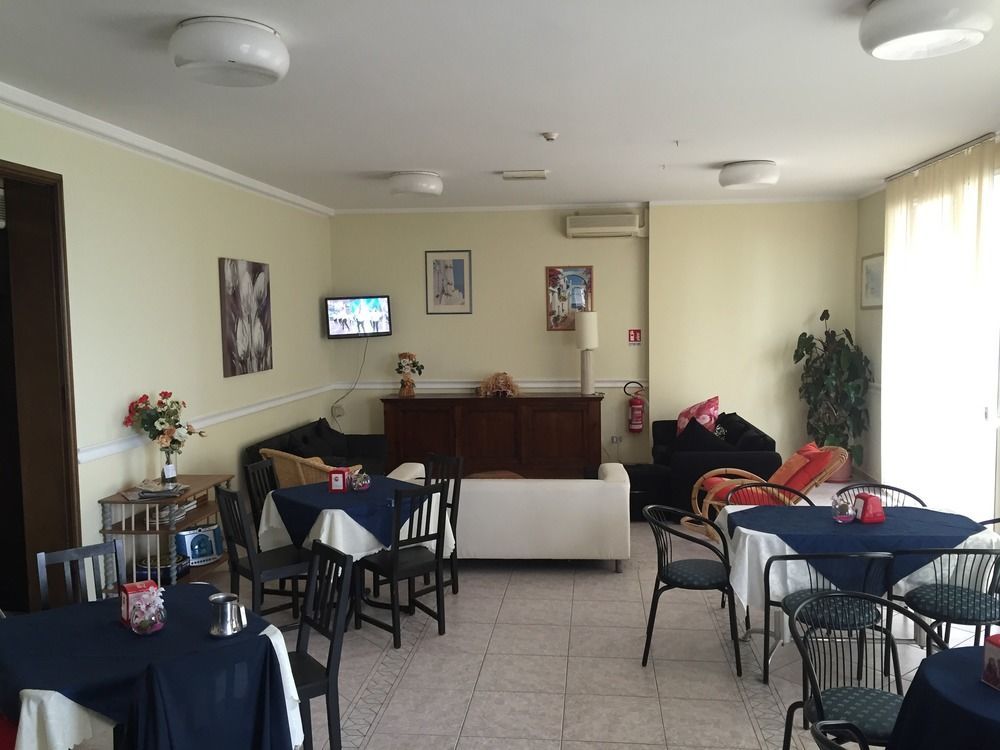 Hotel Acapulco Viserbella di Rimini 외부 사진