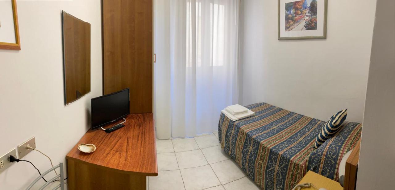 Hotel Acapulco Viserbella di Rimini 외부 사진